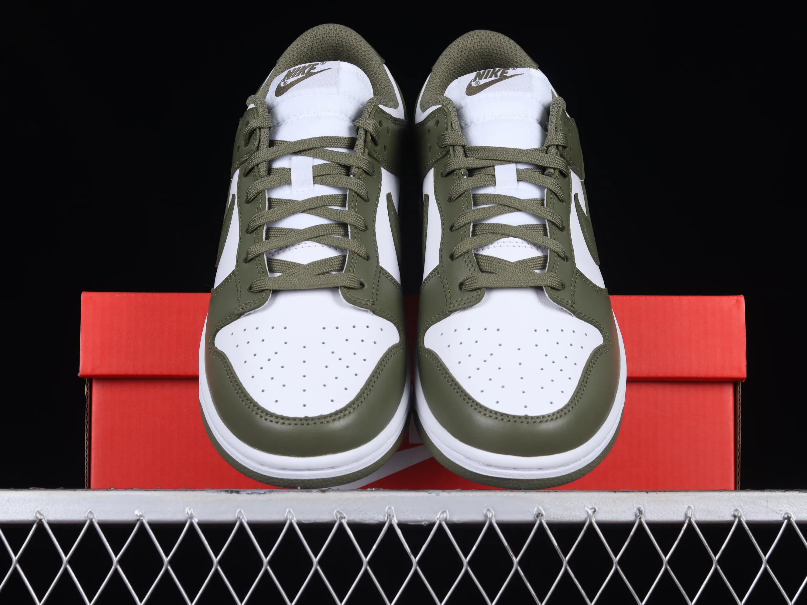 All categories Nk SB Dunk series Nk SB Dunk Low low-top sneakers M version pure original Nk Dunk Low olive green SB smashed backboard fashion casual sneakers DD1503-120
